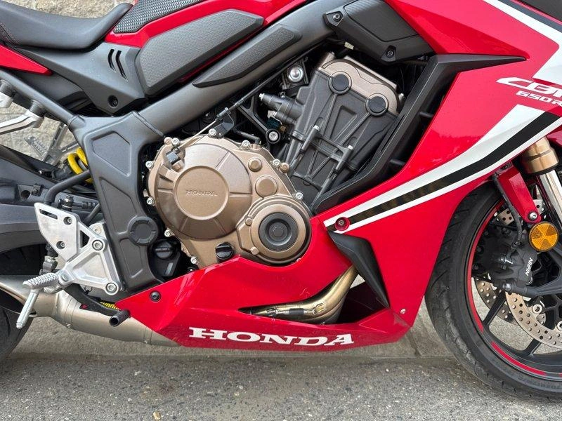 2020 Honda Cbr650r alt
