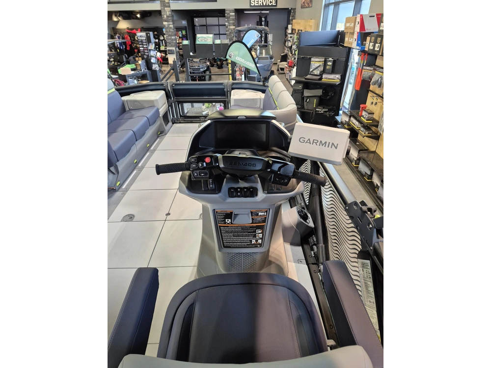 2026 Sea-doo Switch Cruise Limited 21' 300hp Harbor Blue/galvanized Trailer alt