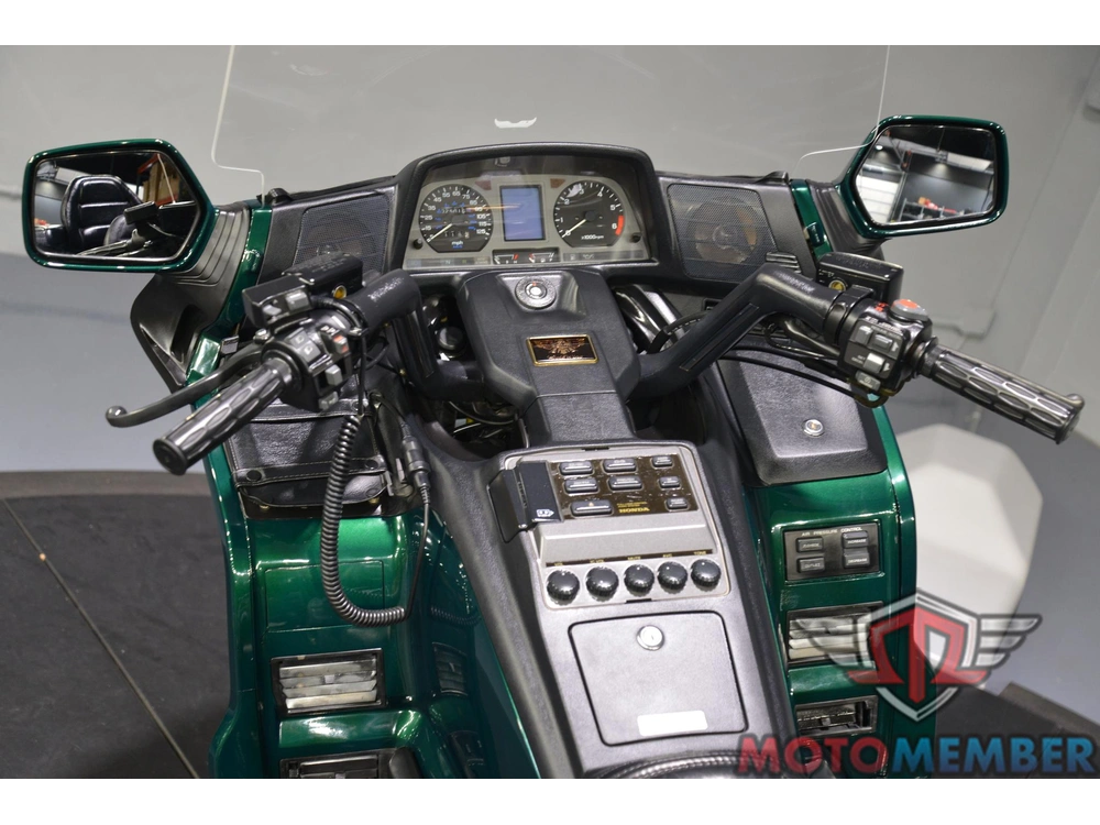 1997 Honda Gold Wing Aspendcade alt