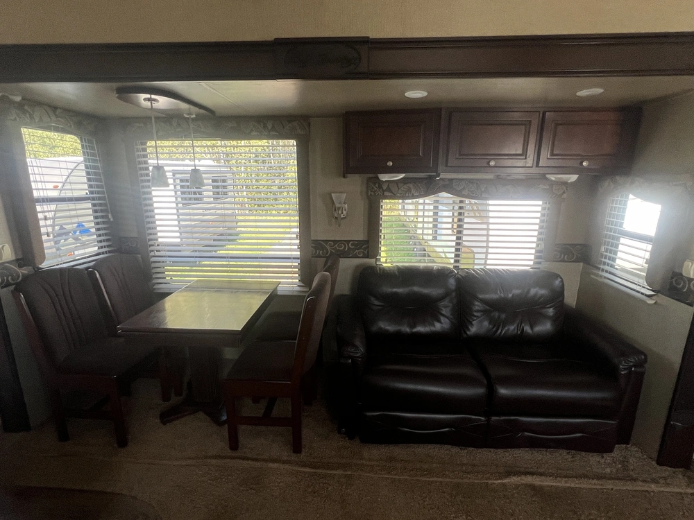 2013 Heartland Rv Big Country 3596 Re alt
