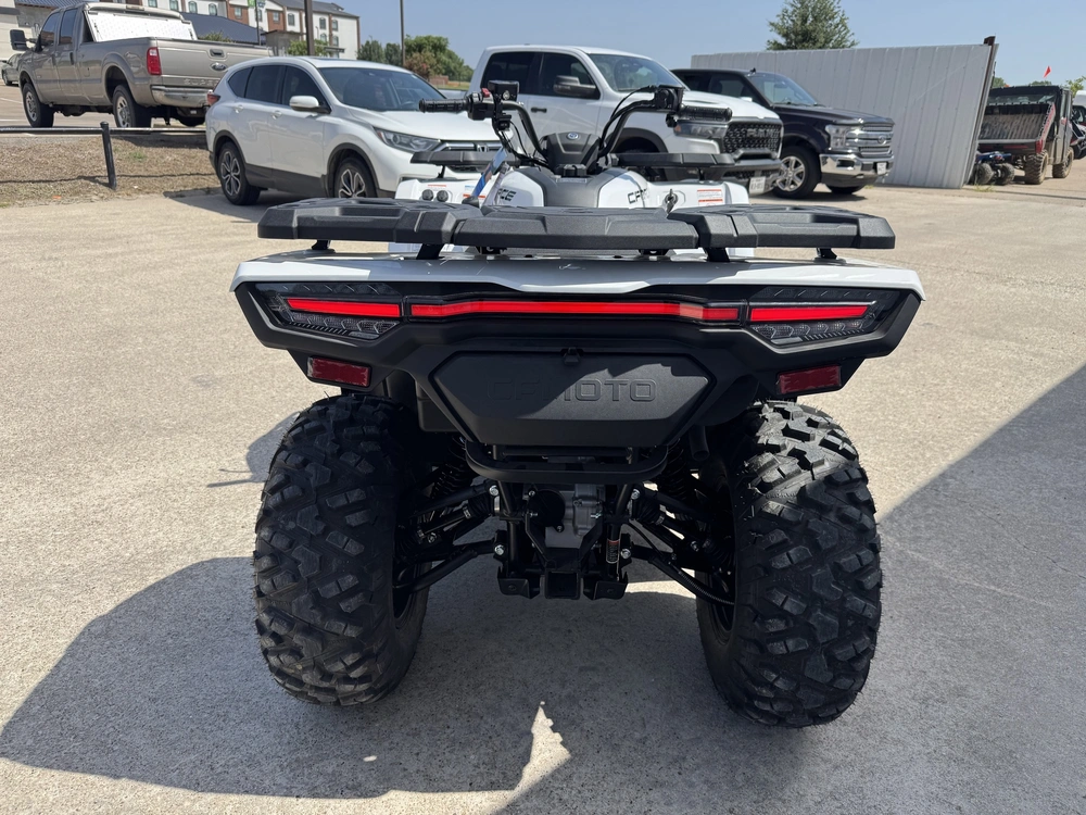 2026 Cfmoto Cforce 500 alt