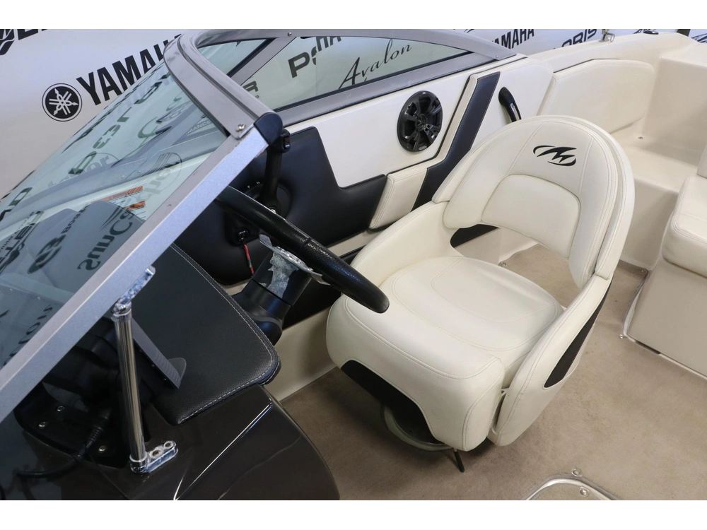 Monterey Boats Montura 196 Ms 2014 alt