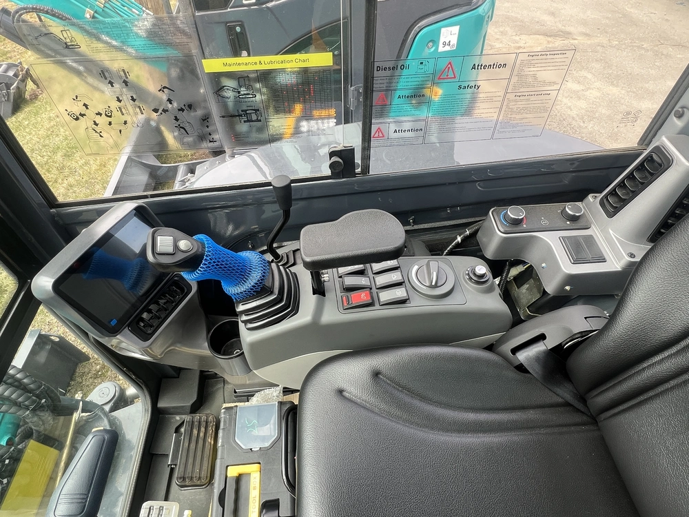 2026 Sunward Swe35uf Cab alt