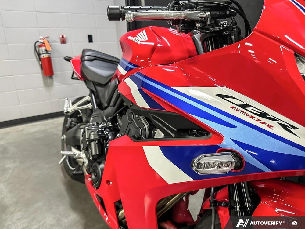 2025 Honda Cbr650ra alt