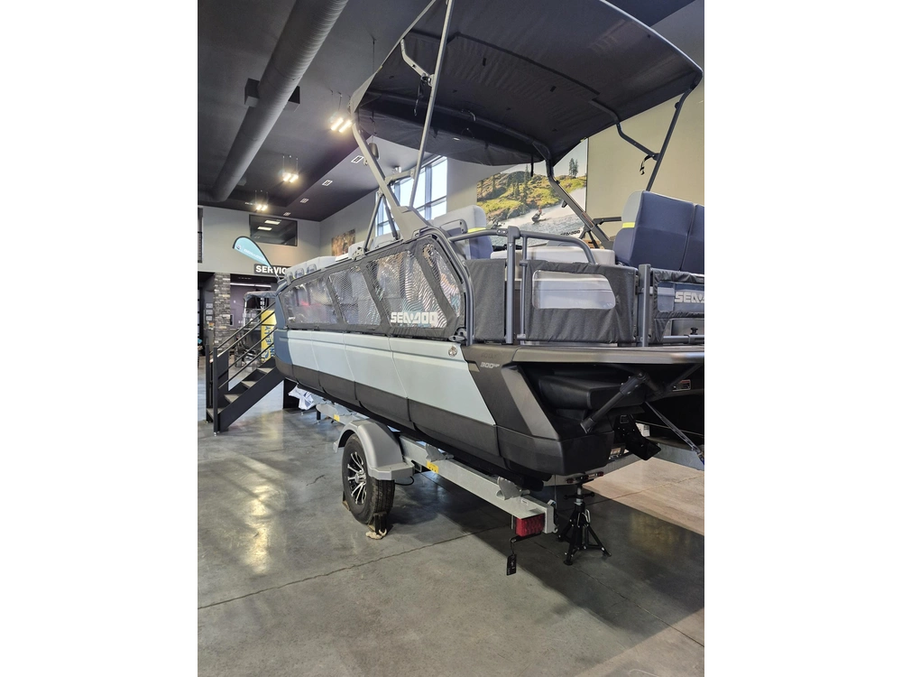 2026 Sea-doo Switch Cruise Limited 21' 300hp Harbor Blue/galvanized Trailer alt