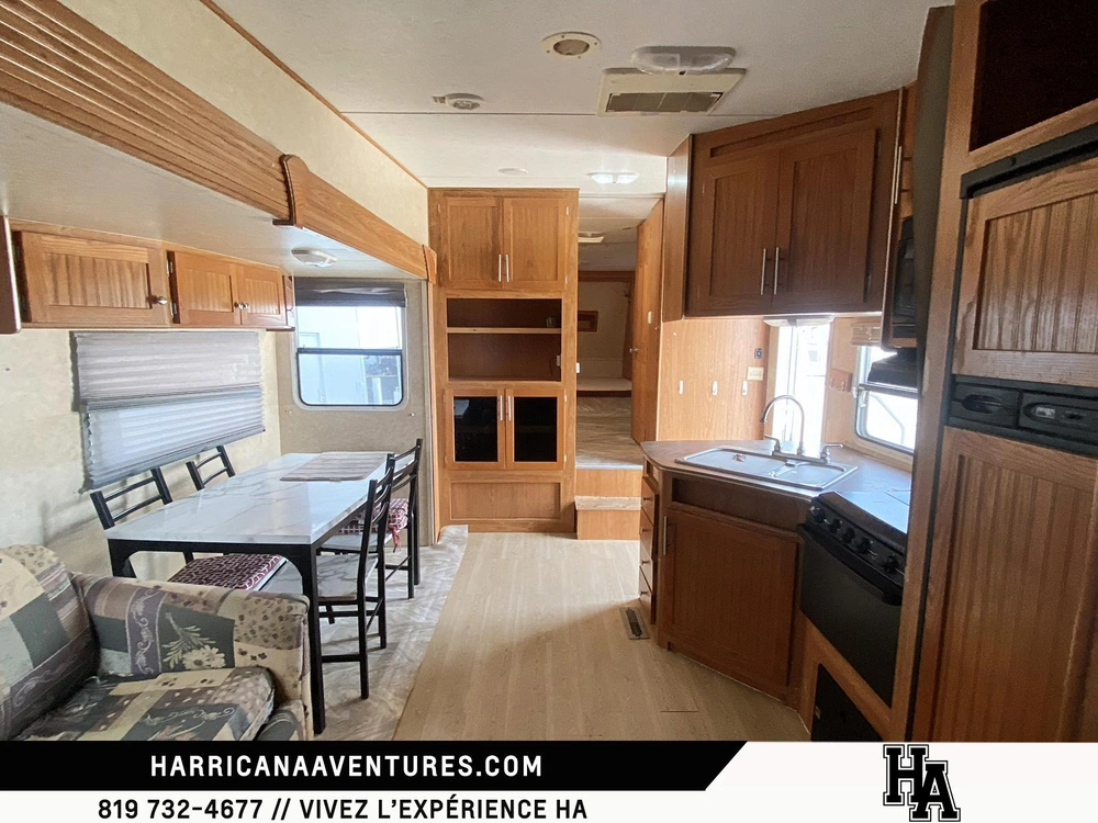 2008 R-vision Trail Bay 3528bh alt
