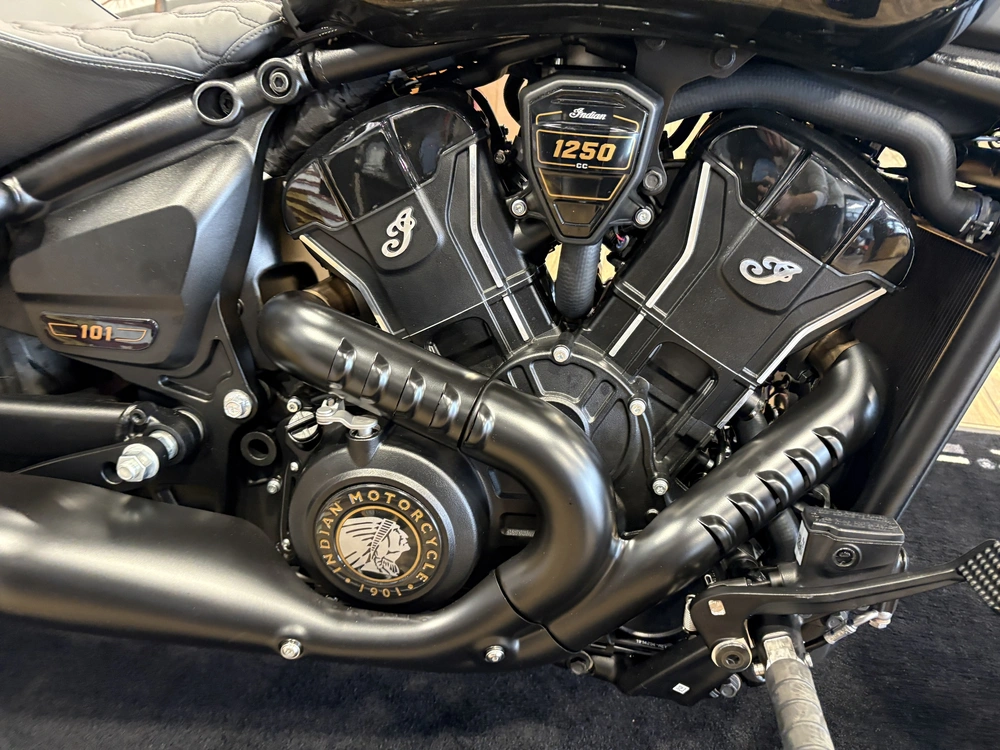 Indian Motorcycle Scout 101 1250 2026 alt