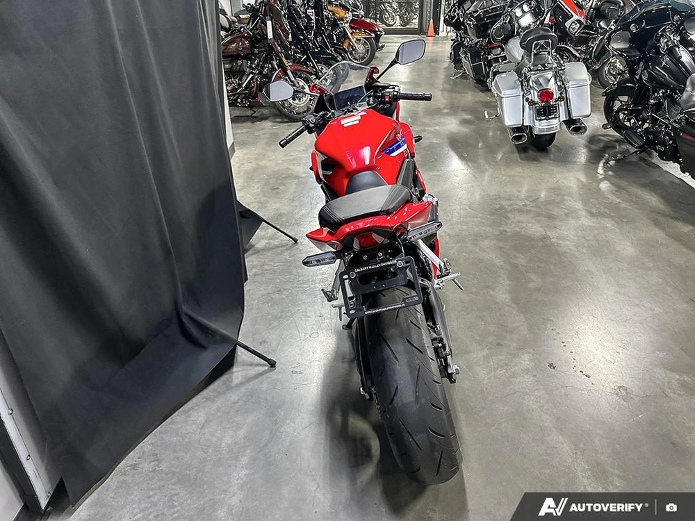 2025 Honda Cbr650ra alt