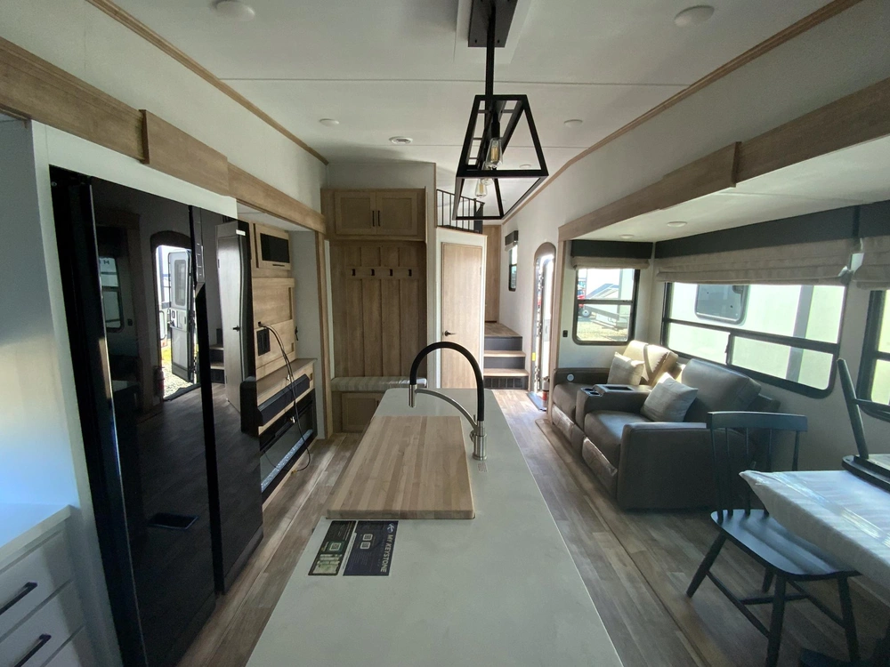 2023 Keystone Rv Arcadia 3350 Mb alt