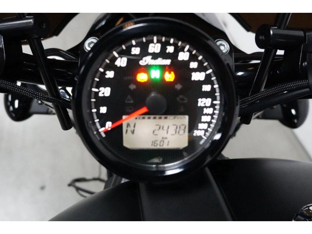 Indian Motorcycle Scout Bobber Limited 2025 alt