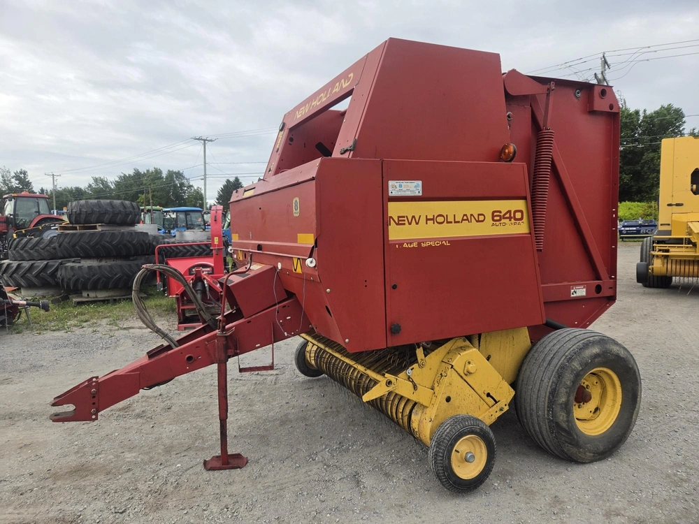 New Holland 640 None alt