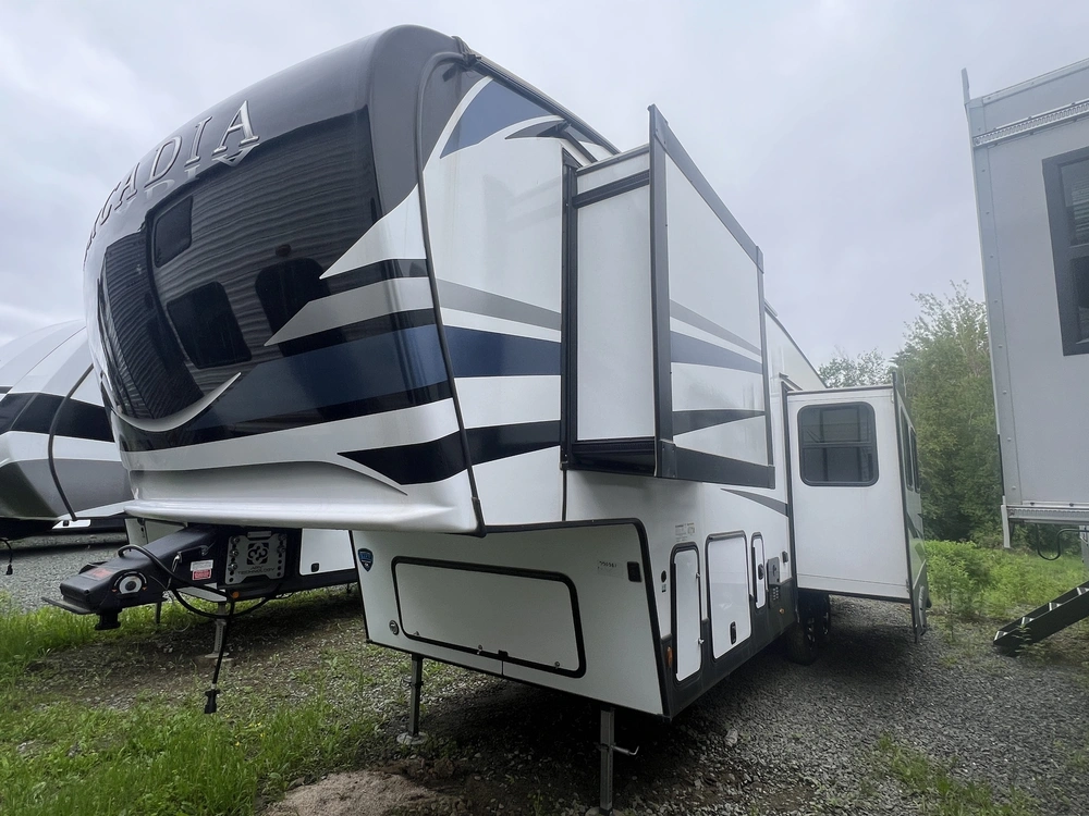 2023 Keystone Rv Arcadia 288 Slbh alt