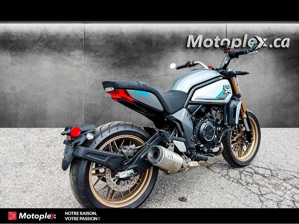 2023 Cfmoto Cl-x Heritage 700 alt