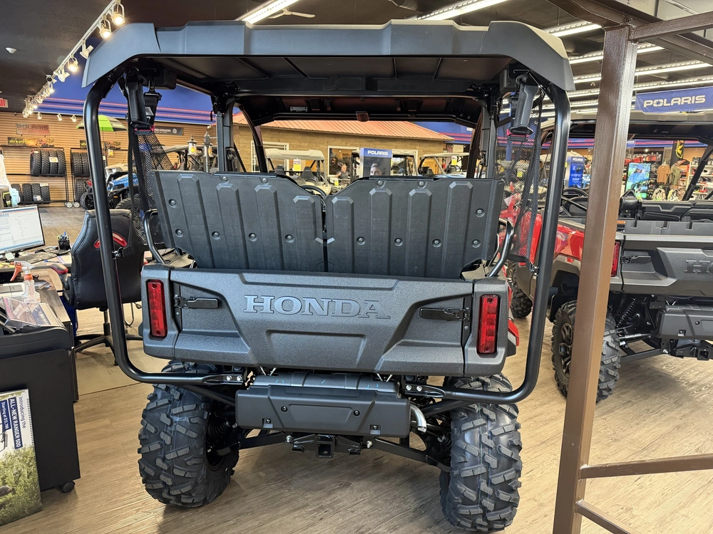 2026 Honda Pioneer 1000-5 Deluxe alt
