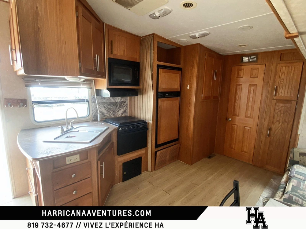 2008 R-vision Trail Bay 3528bh alt