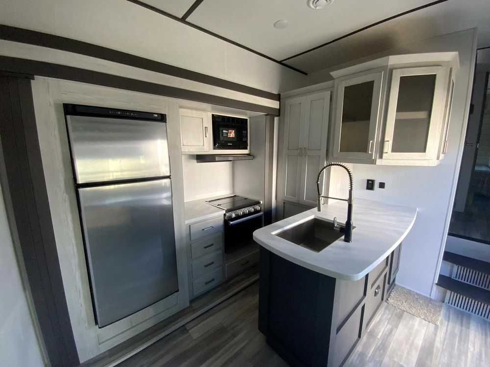 2023 Keystone Rv Sprinter 32 Bh alt