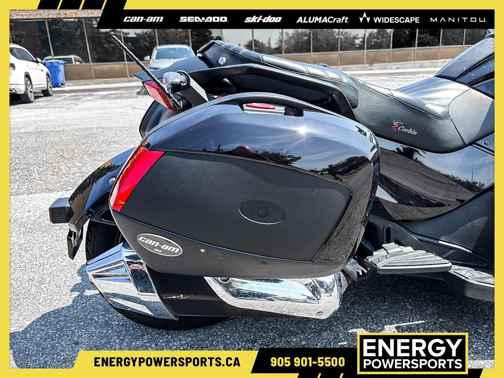 2013 Can-am Spyder St Limited alt