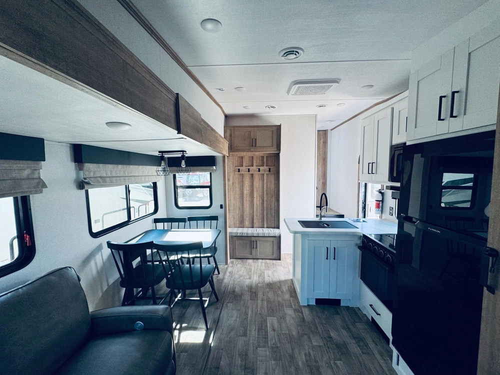 2023 Keystone Rv Arcadia 248 Slre alt
