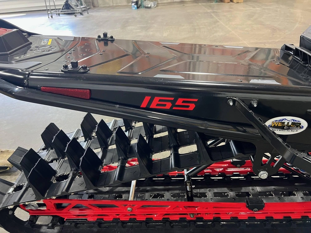 2025 Polaris 9r Rmk Khaos 165 alt
