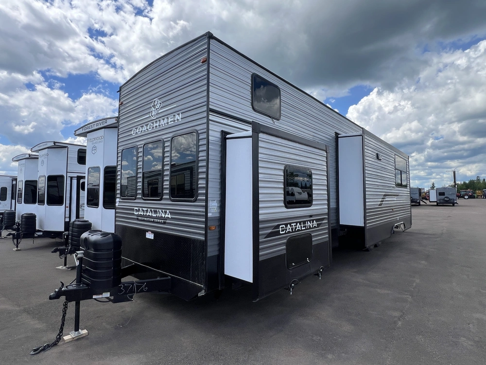 2026 Coachmen Catalina 42condo alt