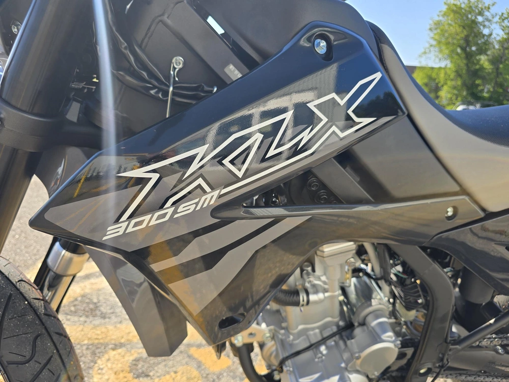 2026 Kawasaki Klx300sm alt