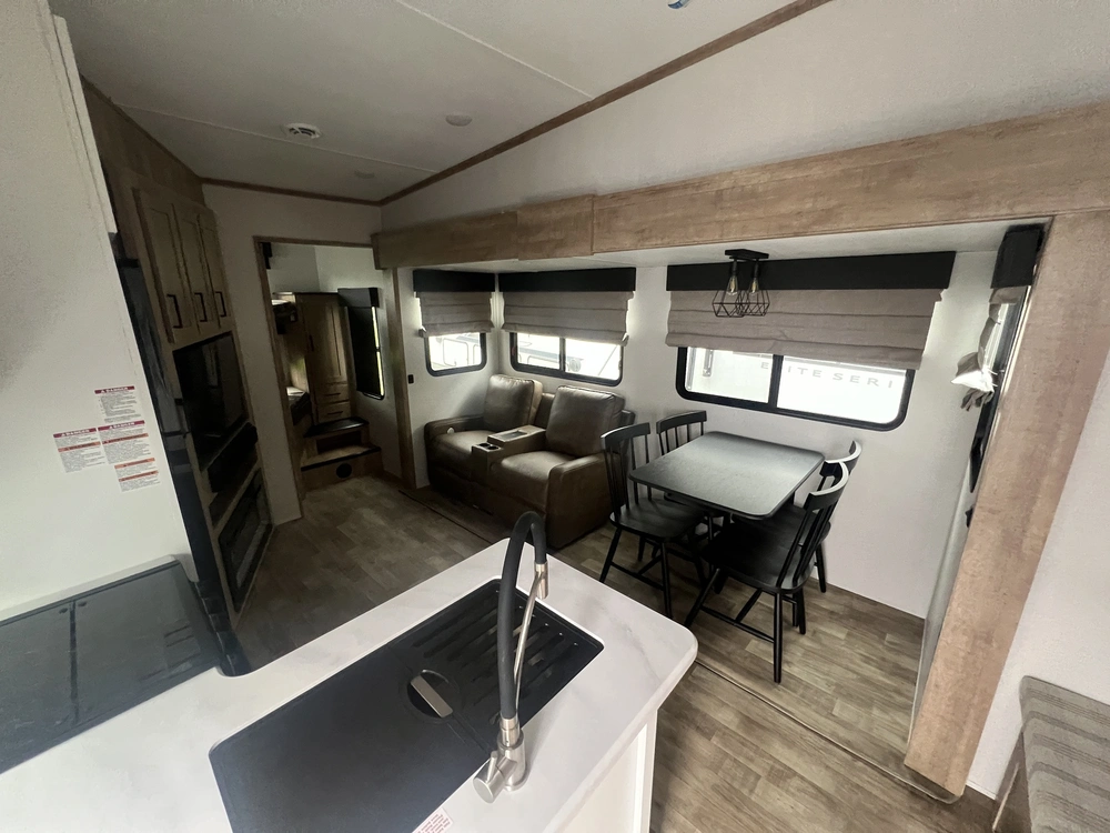 2023 Keystone Rv Arcadia 288 Slbh alt