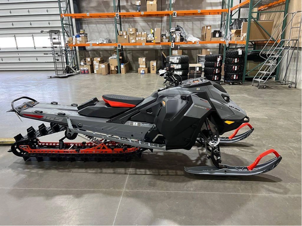 2026 Ski-doo Summit X 165 850 Turbo alt