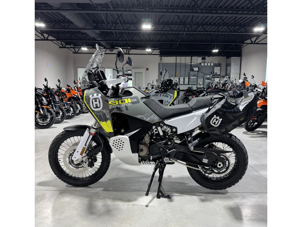Husqvarna Norden 901 Expeditio 2025 alt