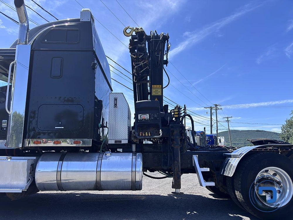 International 5900i Paystar 2016 alt