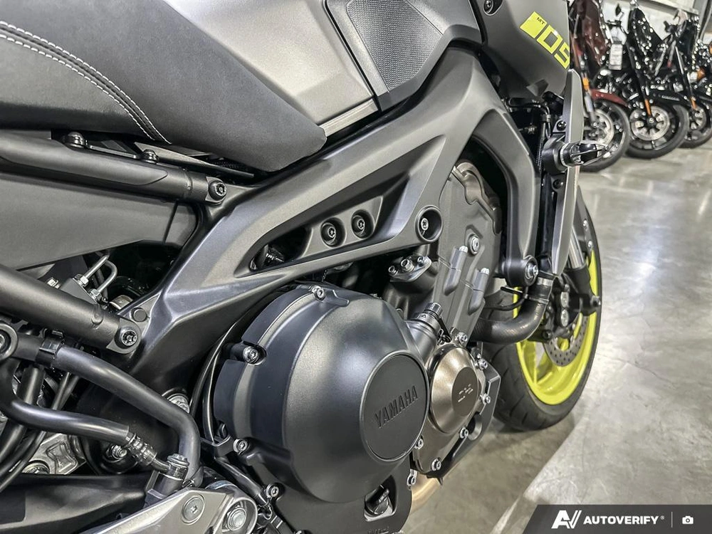 2018 Yamaha Mt09 alt