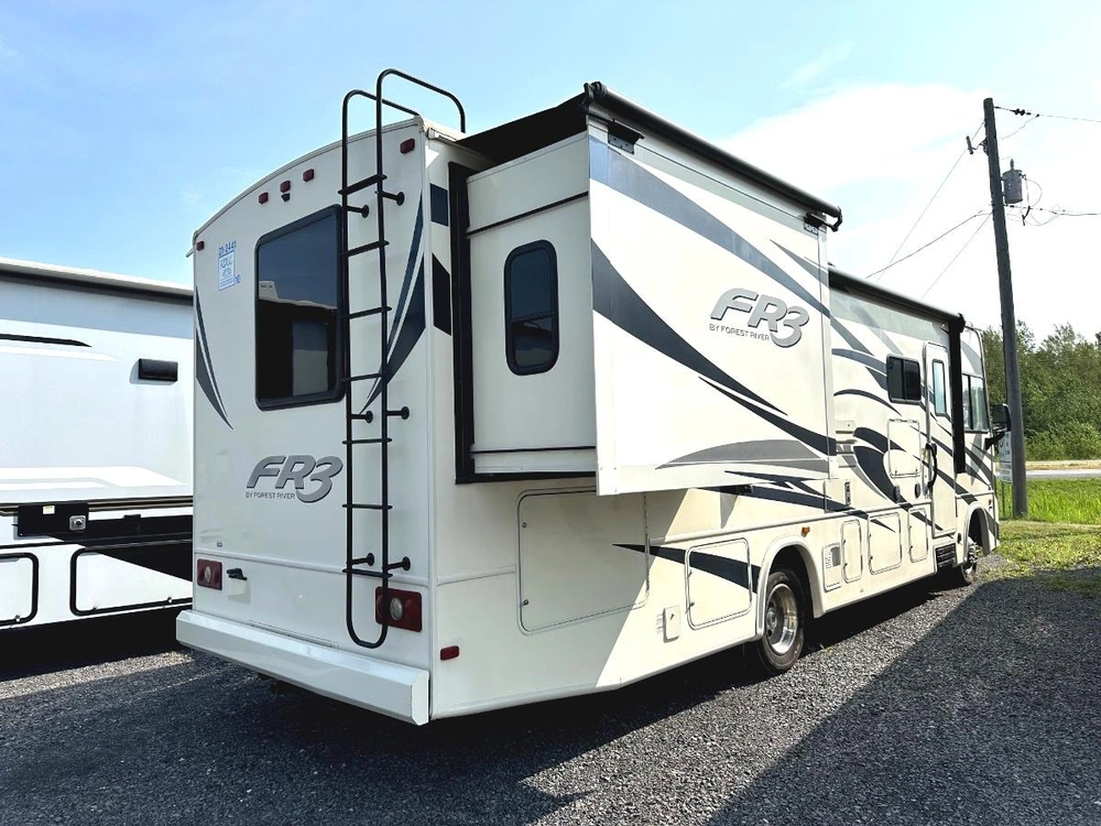 2019 Forest River Fr3 30ds alt