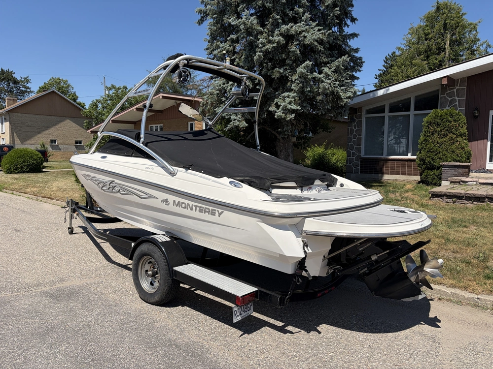 Monterey Boats 204 Sf 2012 alt