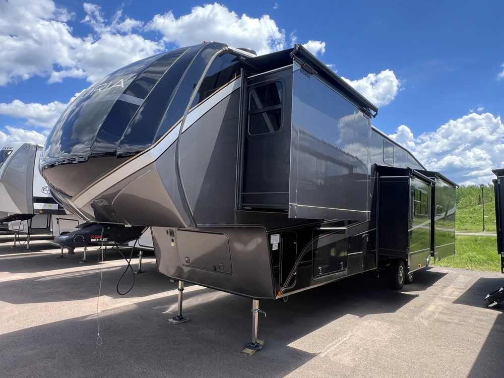 2025 Dutchmen Astoria 3553mb alt