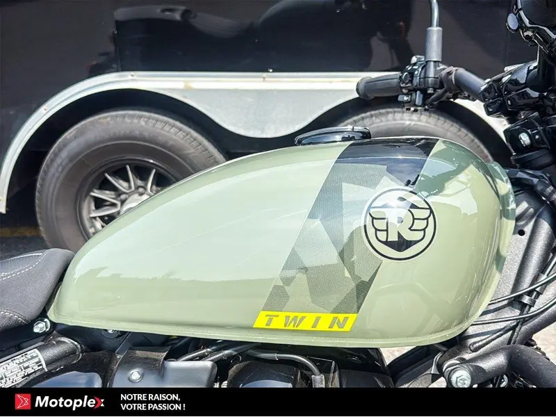 Royal Enfield Shotgun 650 2026 alt