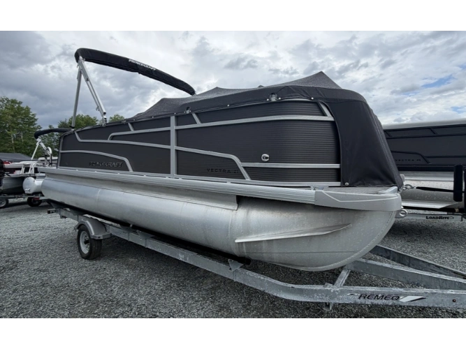 2026 Princecraft Vectra 21 L Charcoal alt
