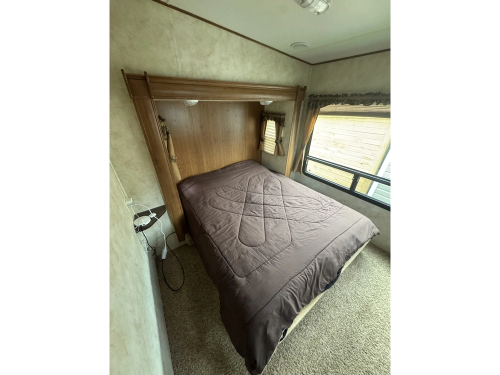 Cruiser Aire Cf 31 2012 alt
