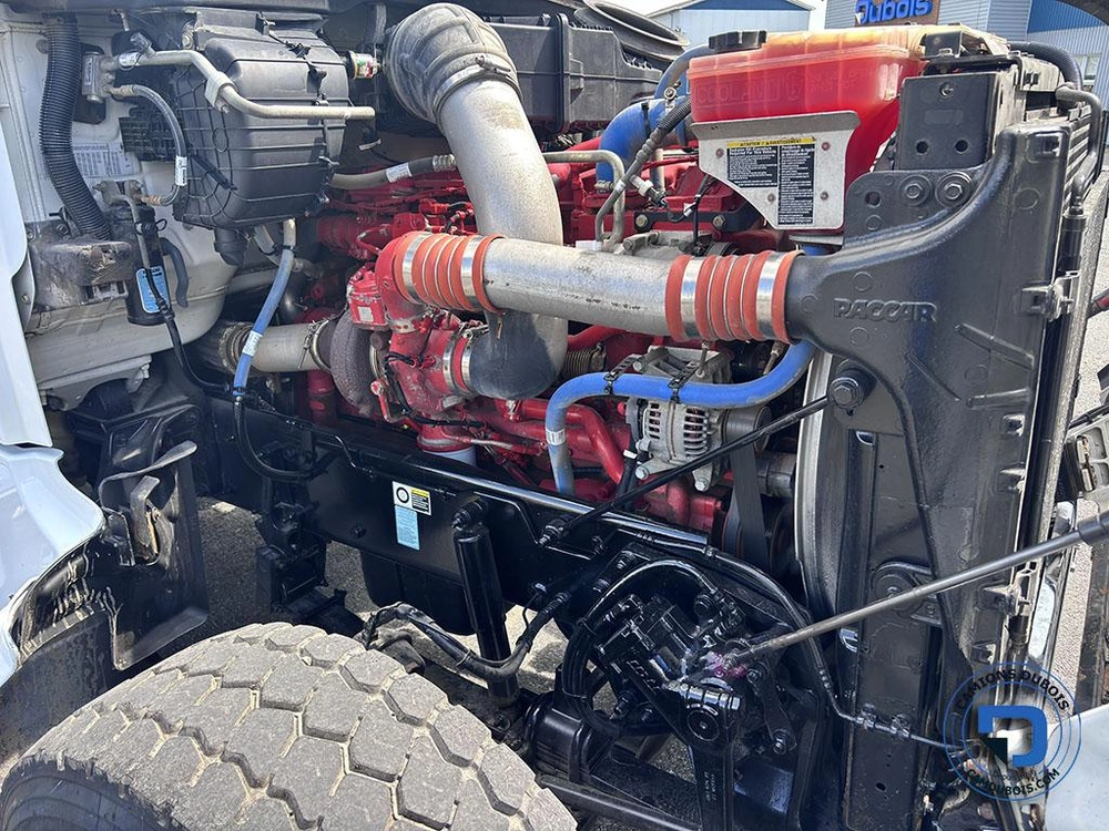 Peterbilt 567 2022 alt