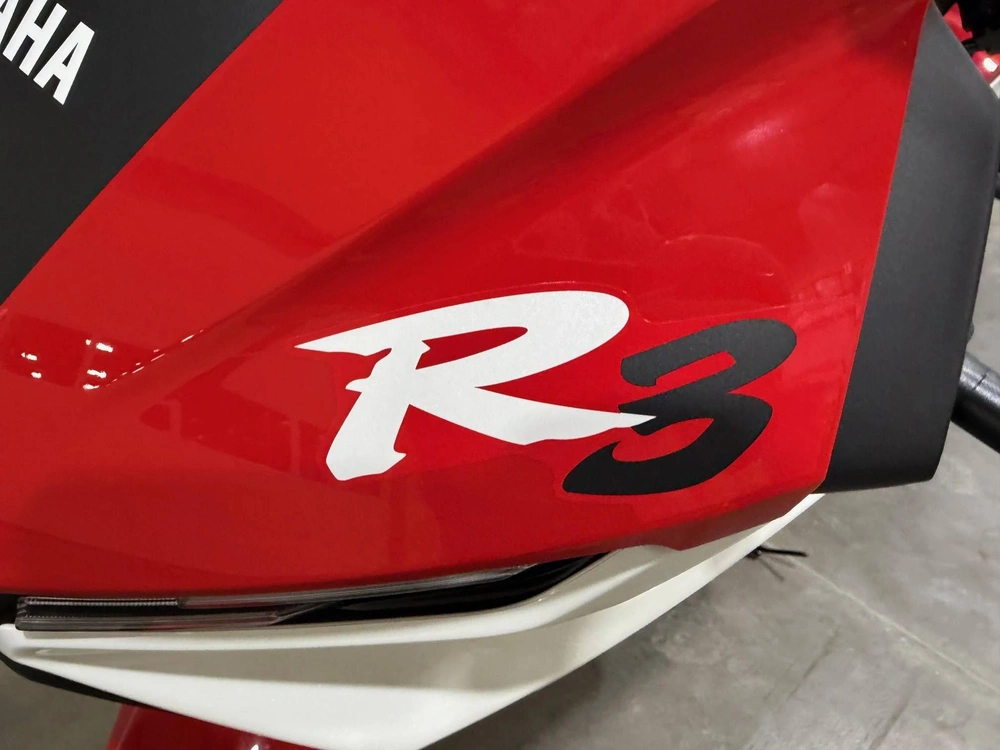 2026 Yamaha Yzf-r3 Abs 70th alt