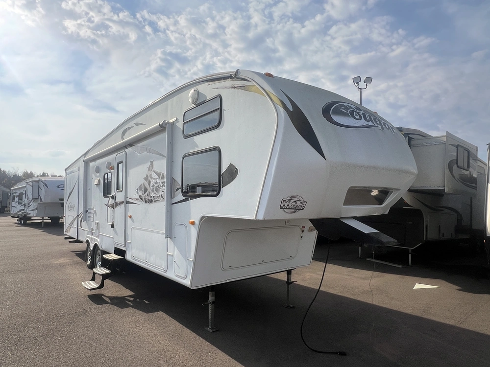 2010 Keystone Rv Cougar 322qbs alt
