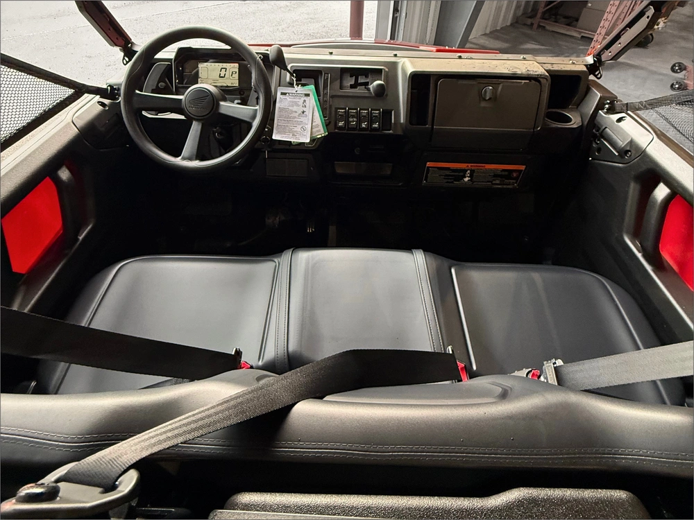 2026 Honda Pioneer 1000-3p Dlx alt