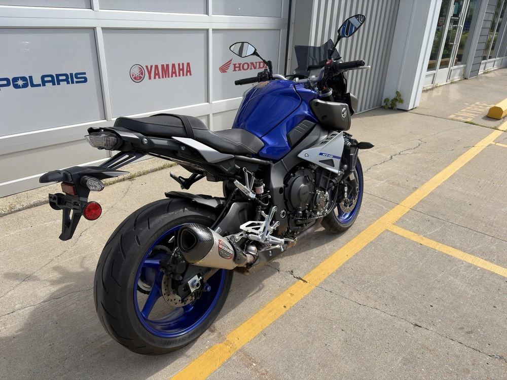 2021 Yamaha Mt-10 alt