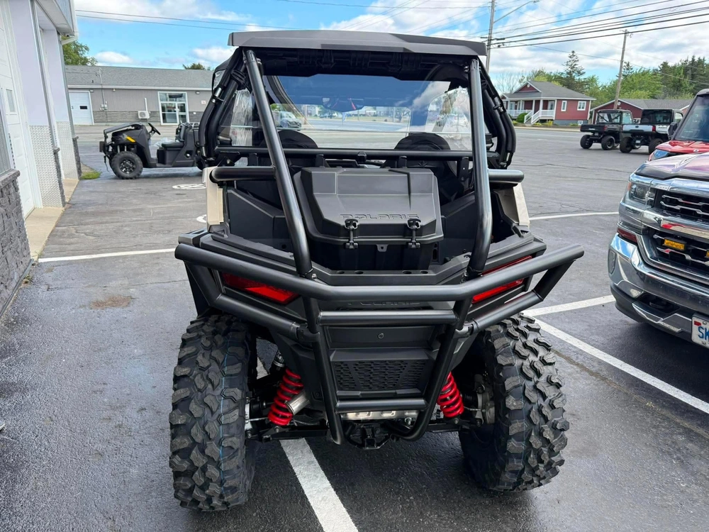 Polaris Rzr 900 Trail Ultimate Desert Sand 2025 alt