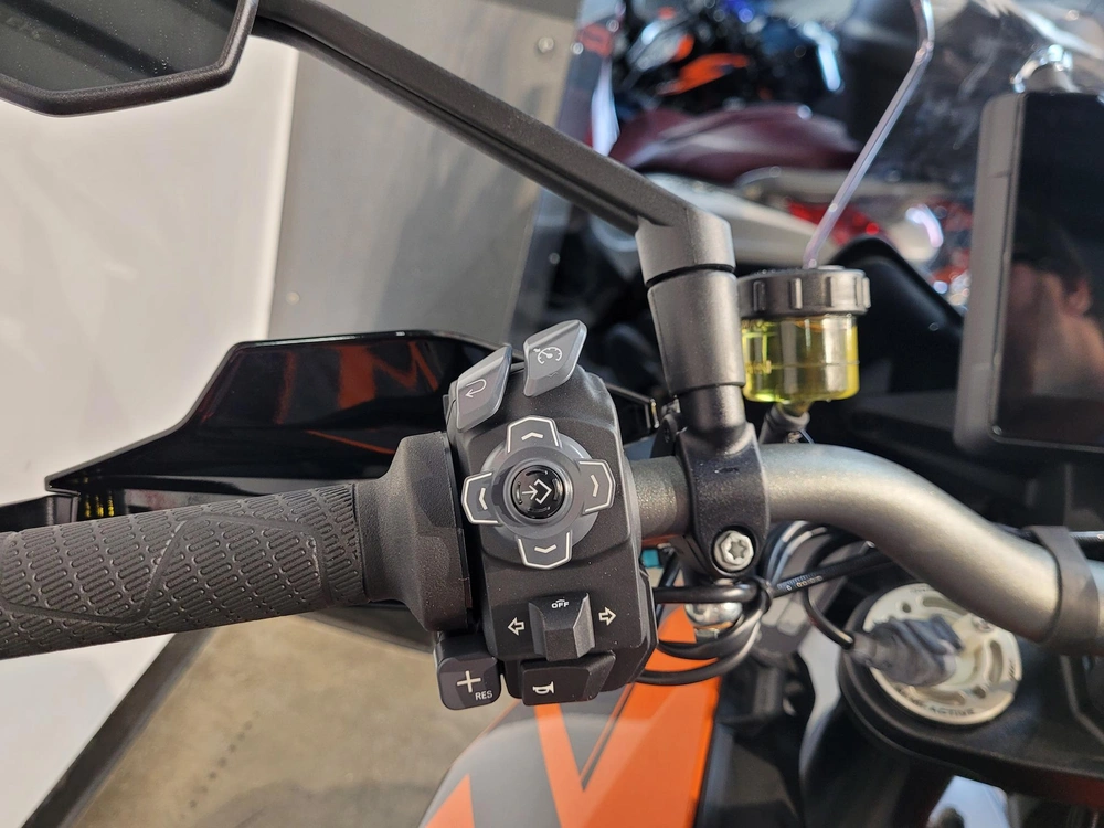 2024 Ktm 1290 Super Duke Gt *à Partir De 3.99% alt