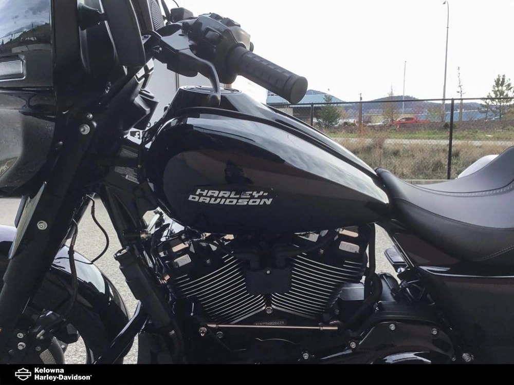 2026 Harley-davidson Flhx - Street Glide® alt
