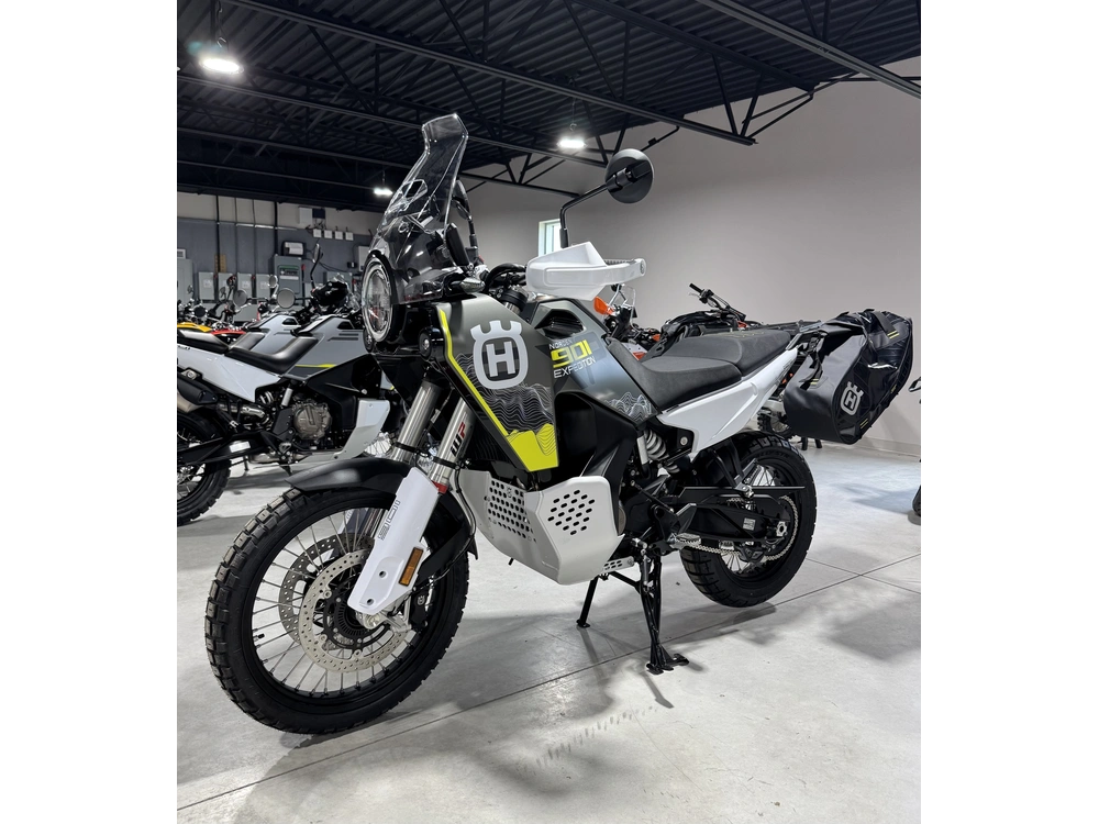 Husqvarna Norden 901 Expeditio 2025 alt