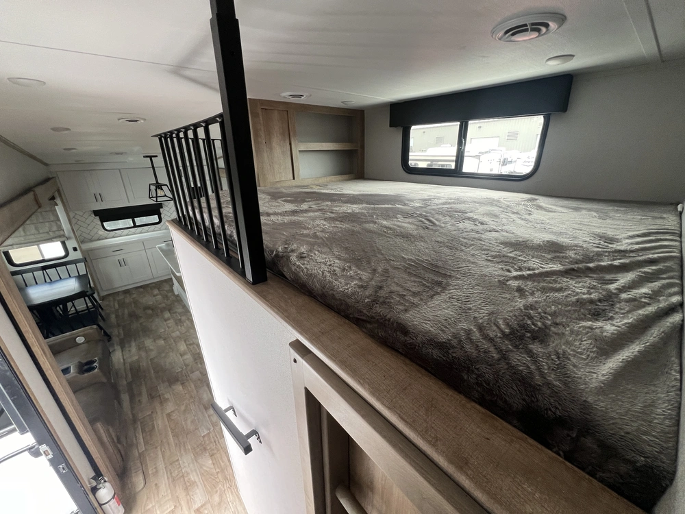 2023 Keystone Rv Arcadia 3550mb alt