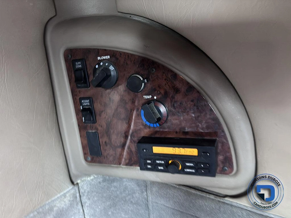 International 5900i Paystar 2016 alt
