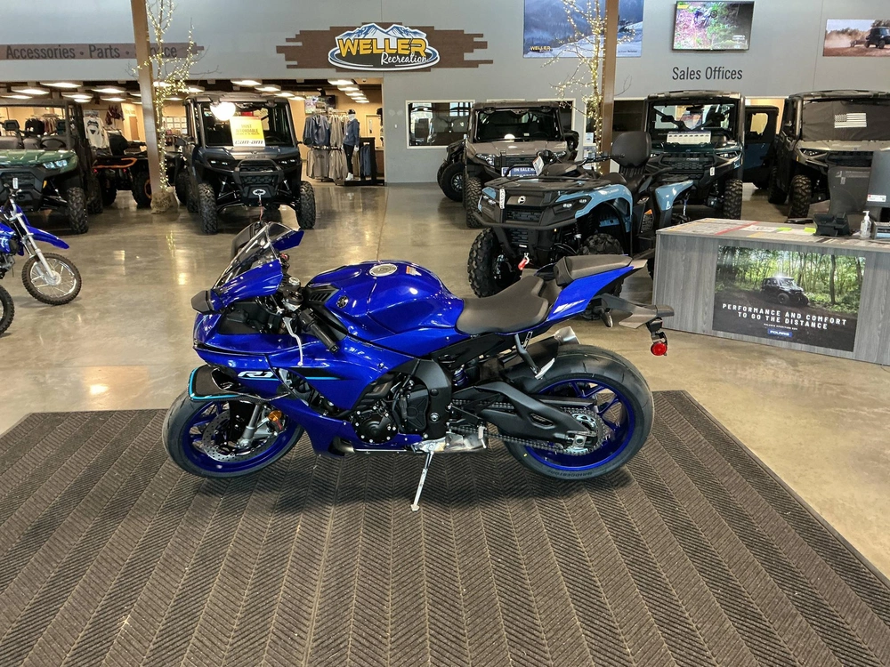 2026 Yamaha Yzf-r1 alt