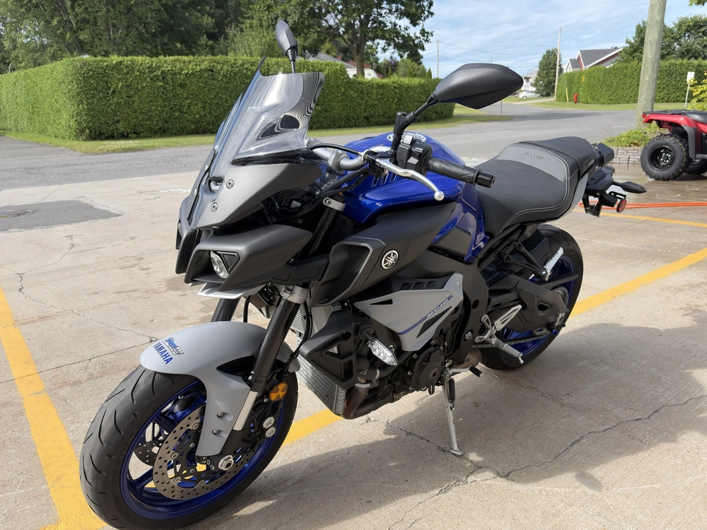 2021 Yamaha Mt-10 alt