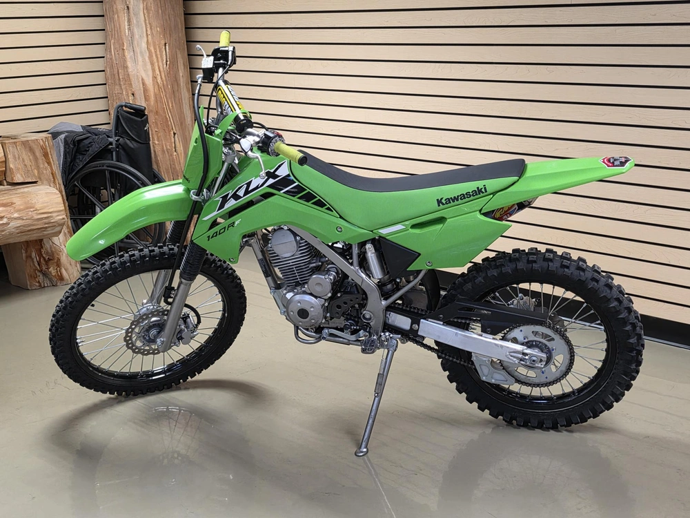 2025 Kawasaki Klx140rf alt